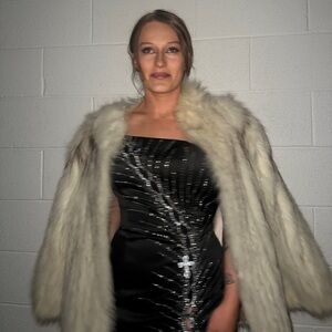 Meet your Posher, Leslie